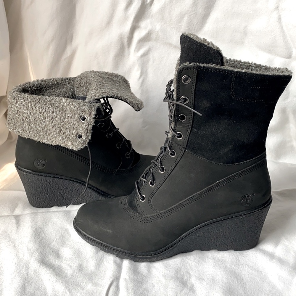 Timberland Women’s Suede Wedge Boots